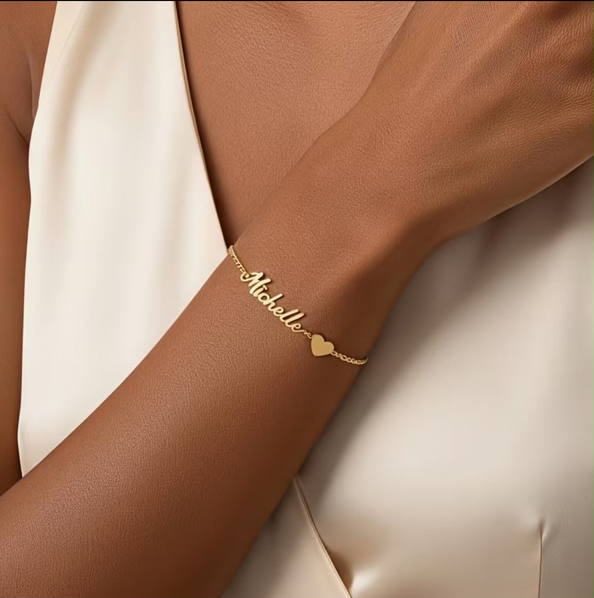 Custom Women's Personalized Name Heart-shaped Bracelet