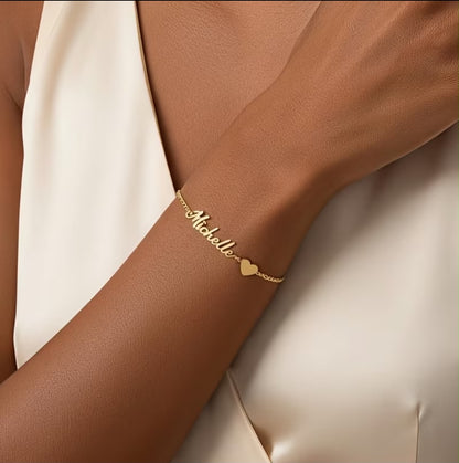 Custom Women's Personalized Name Heart-shaped Bracelet