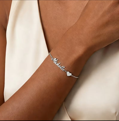 Custom Women's Personalized Name Heart-shaped Bracelet